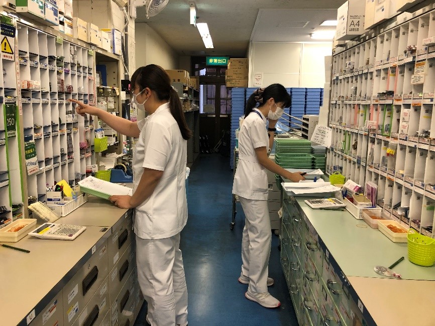 新人薬剤師5人、奮闘中！